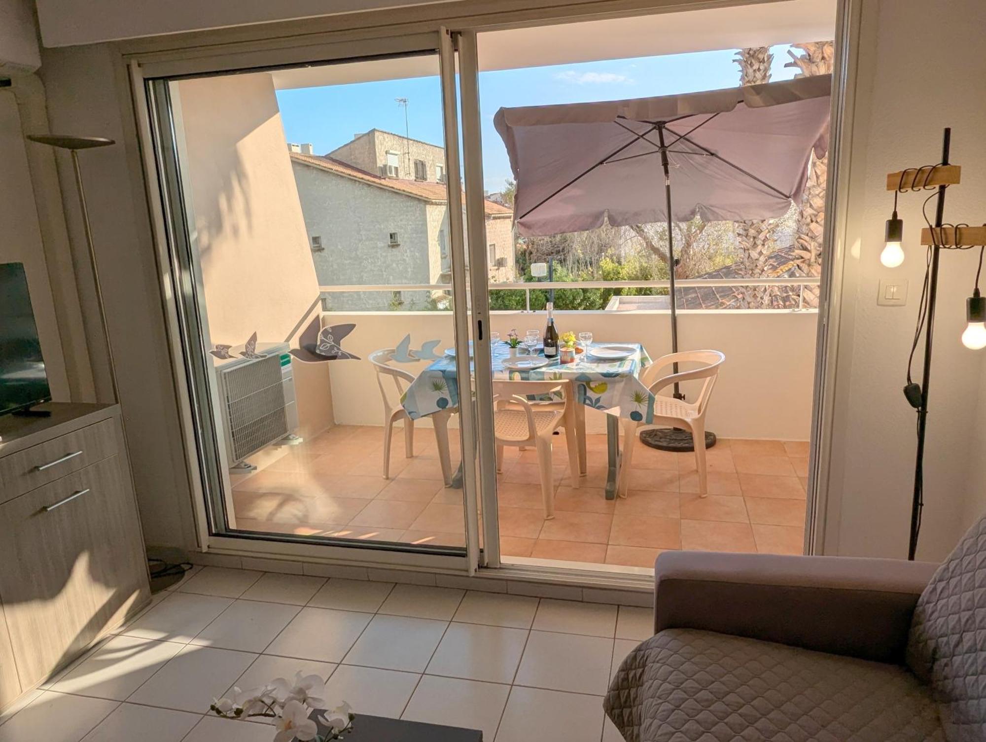 Solydays Mayflower residence avec piscine Le Grau-du-Roi Extérieur photo